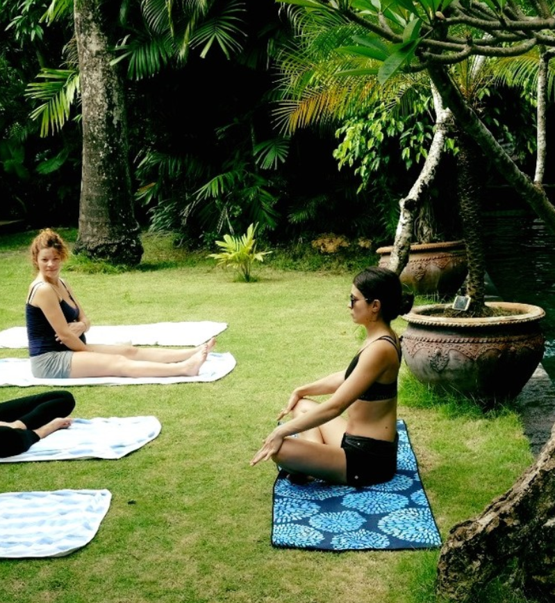 Le yoga postnatal pour les jeunes mamans