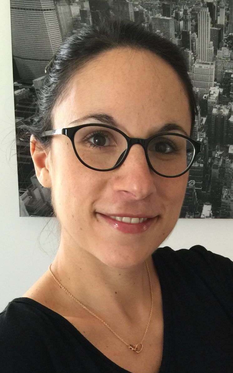 Un accouchement par voies basses et un accouchement par céarienne